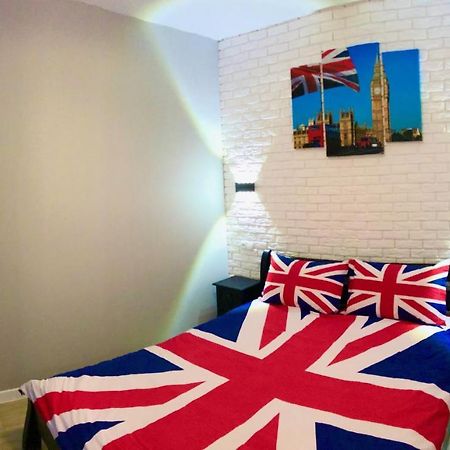 Apartment Studio LONDON 92 Irpin Esterno foto